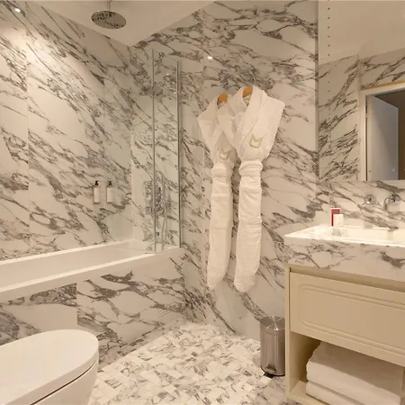 Mode Aparthotel Parigi