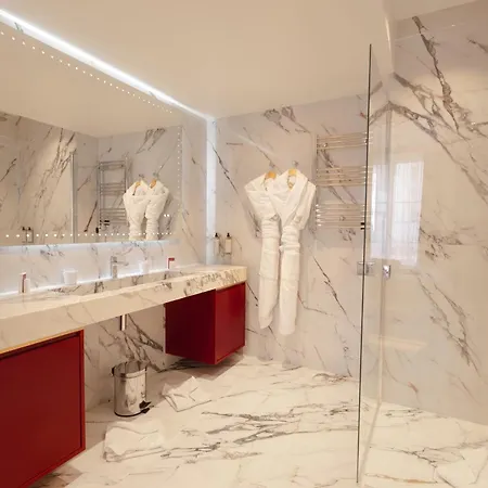 Apartmanhotel Mode 4*
