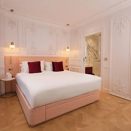 Le Triomphe Paris 5*